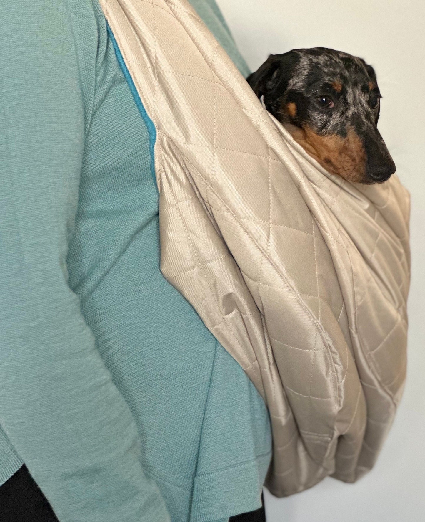 Dog sling,Quilted waterproof dog sling carrier ,small dog sling bag , puppy sling ,dachshund  sling carrier, dog sling,iggy dog carrier