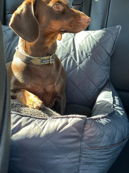 Waterproof Quilted Dog Car Seat: Sherpa Fleece Cushion, Adjustable Straps.