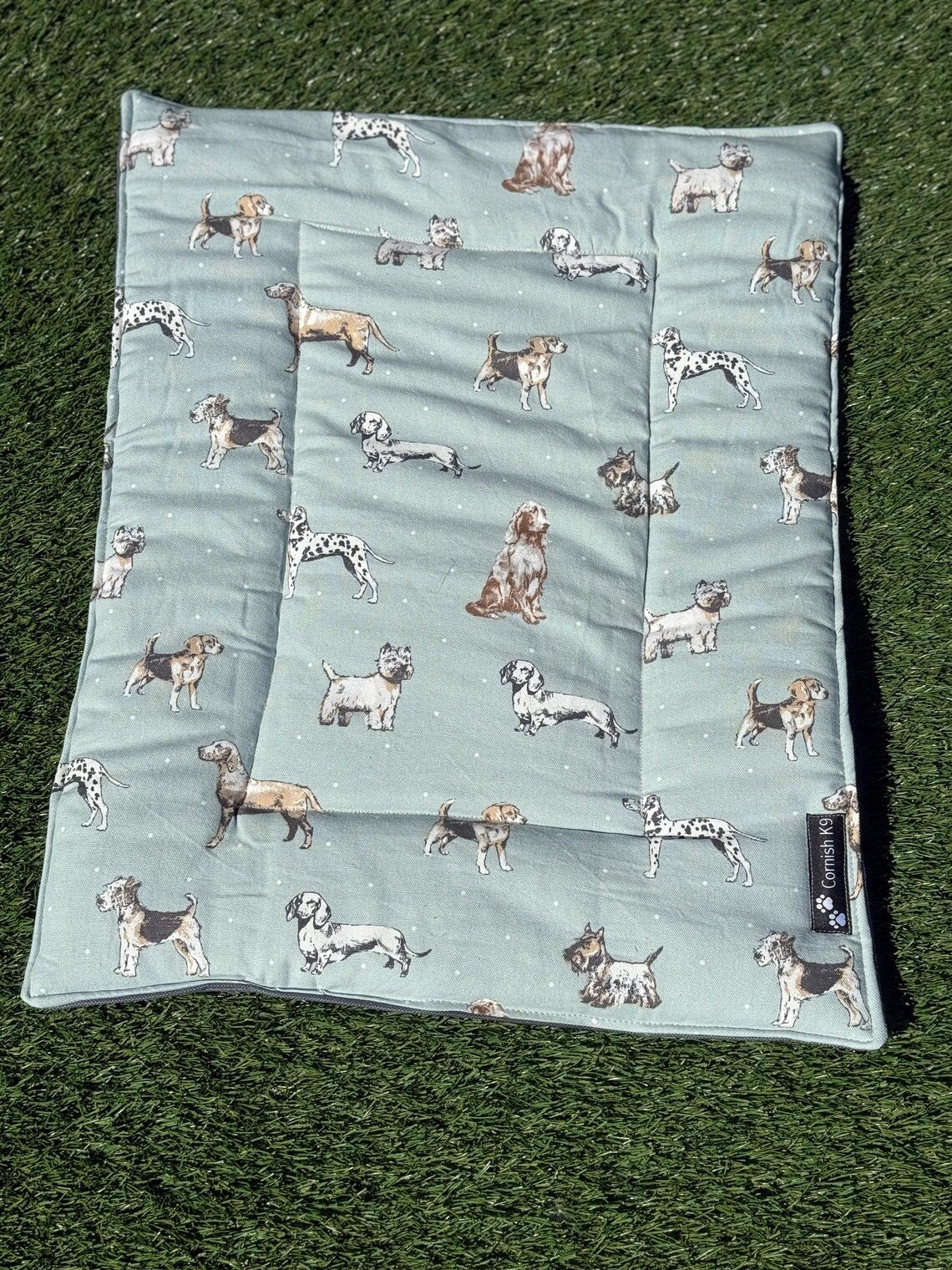 Dog Travel Roll Mat: Cotton Canvas, Waterproof Base.
