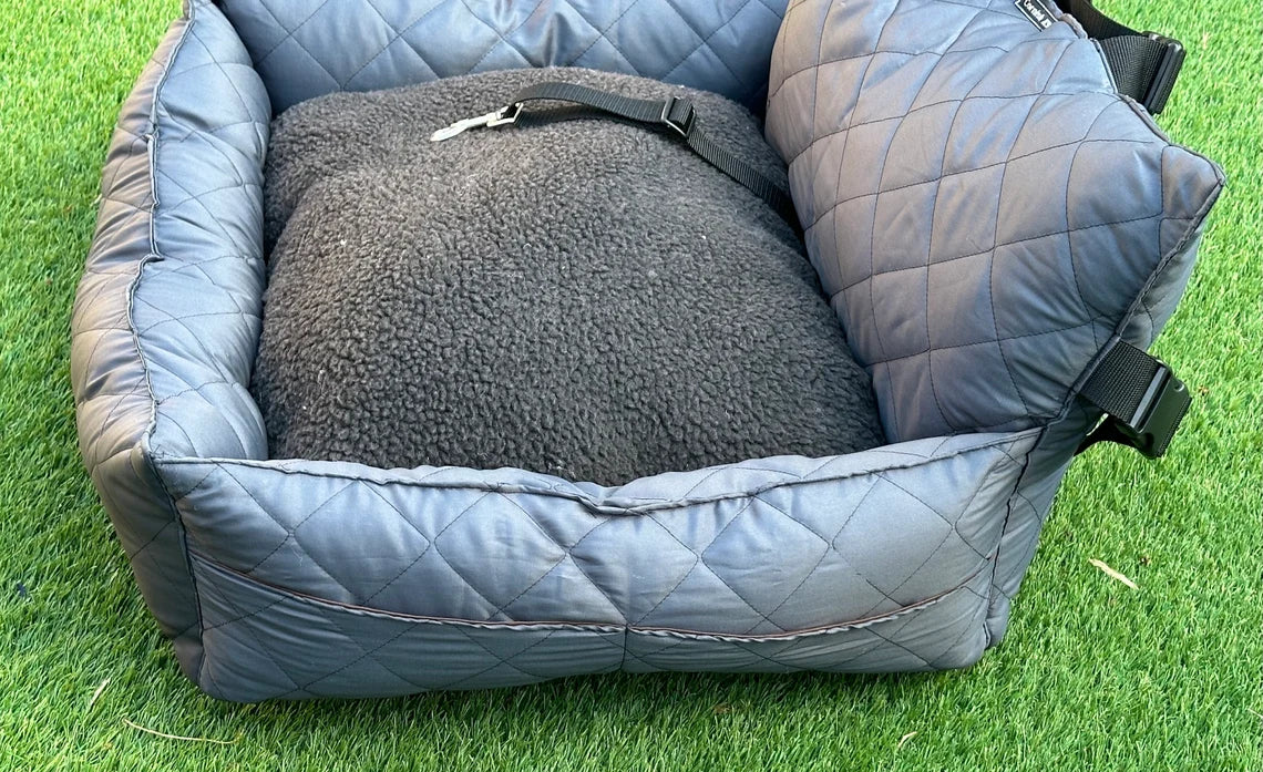 Waterproof Quilted Dog Car Seat: Sherpa Fleece Cushion, Adjustable Straps.