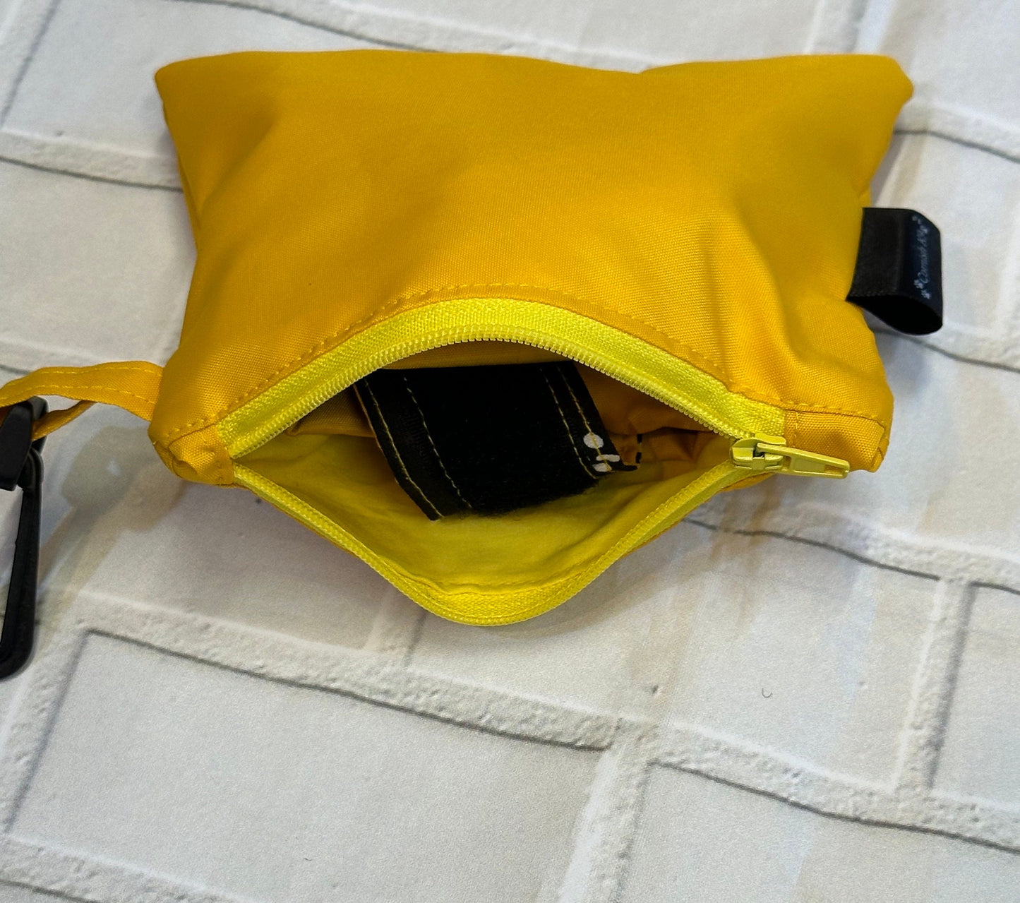 Waterproof Dachshund Coat: Lightweight Nylon, Cotton Lined, Travel Dog Coat