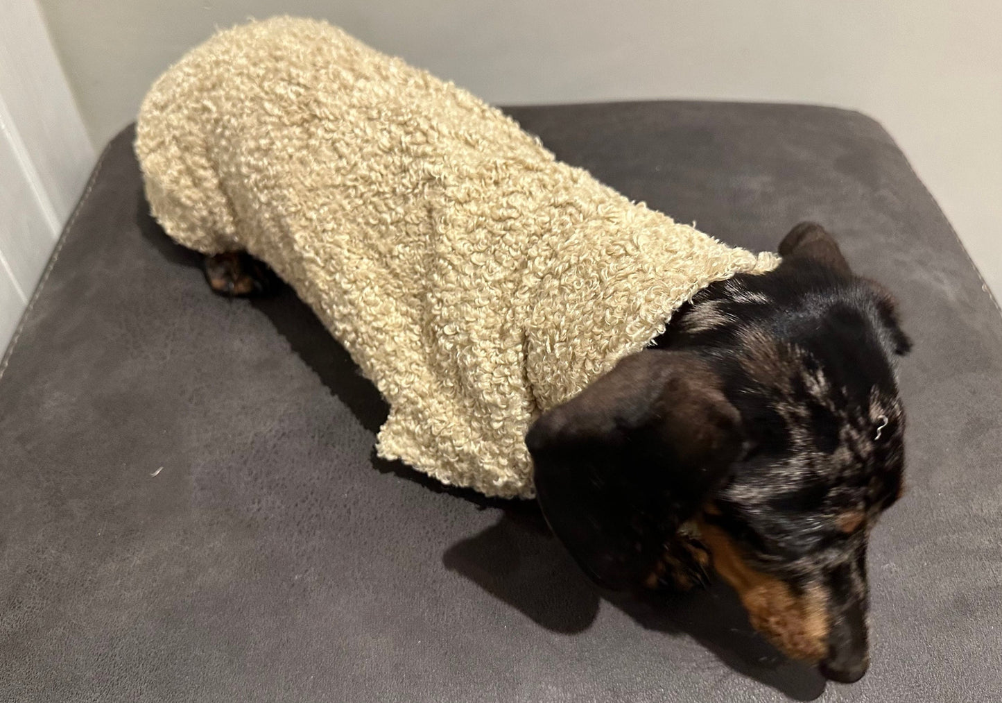 Boucle Fleece Dachshund Jumper: Cozy Thermal Dog Coat