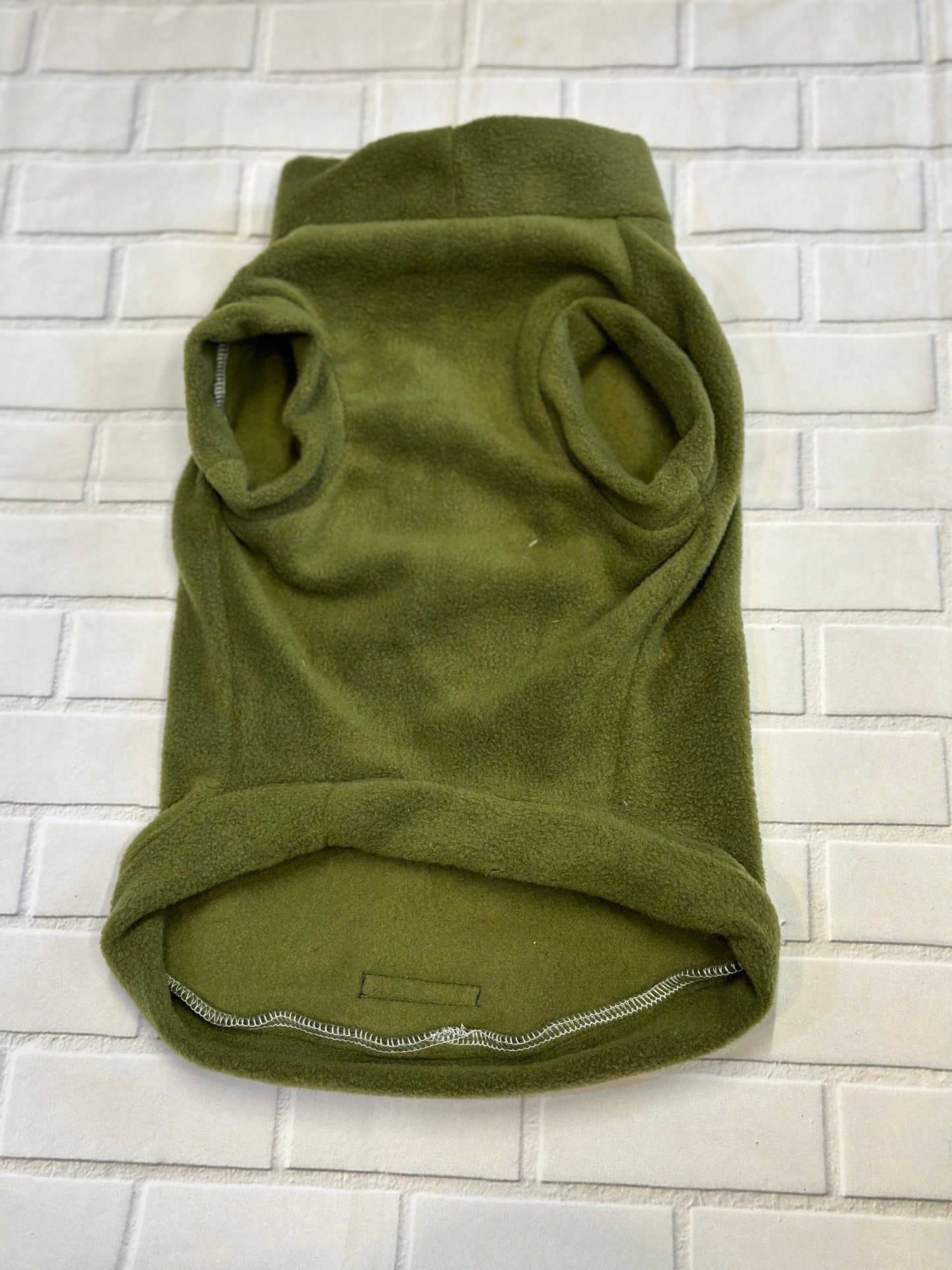 Personalized Dog Fleece Jumper: Water & Mud Repellent, Breathable Slip-on Coat