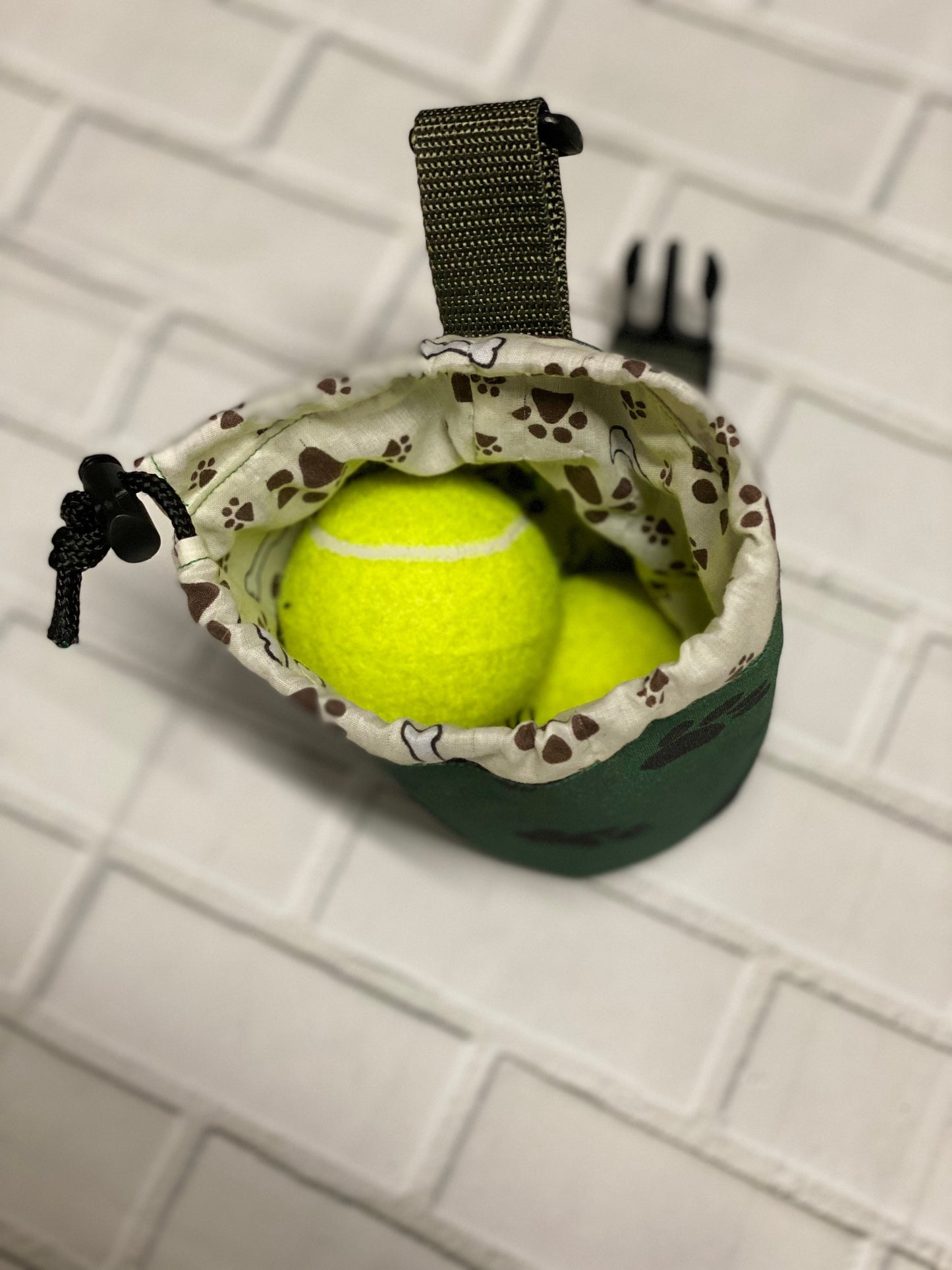 Paw Print Dog Ball Launcher Sling Bag: Waterproof Treat Pouch